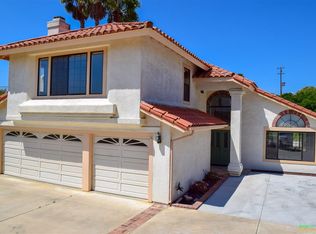 1402 Broken Arrow Ln, Fallbrook, CA 92028