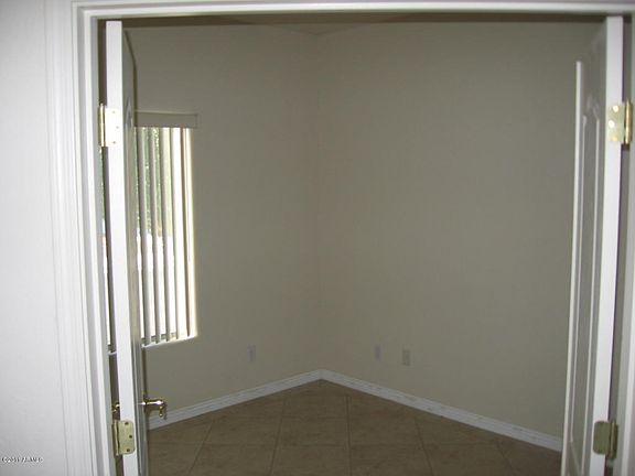 4th image of 1015 S Val Vista Dr Unit 76