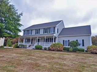 11 Ash Ln, Medway, MA 02053