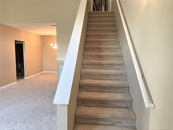 4th image of 25971 Maritime Cir S
