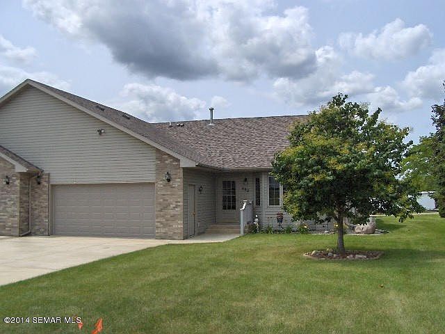 1st image of 440 Hazeltine Pl NE