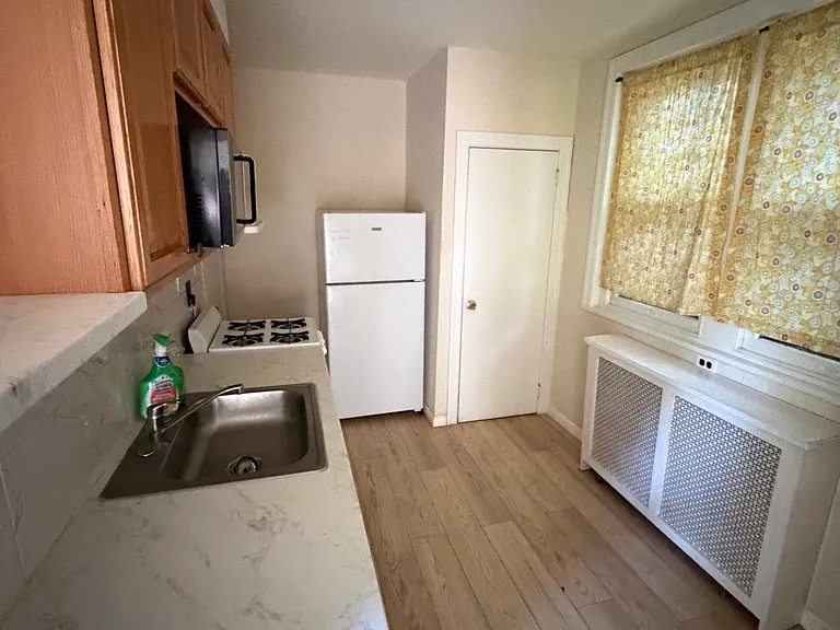 4621 Adams Ave #C — Photo 2