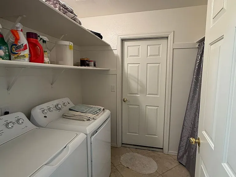 2460 Hummingbird Ln #101 — Photo 14