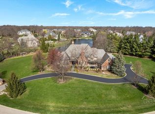 36W442 Hunters Gate Rd, St Charles, IL 60175