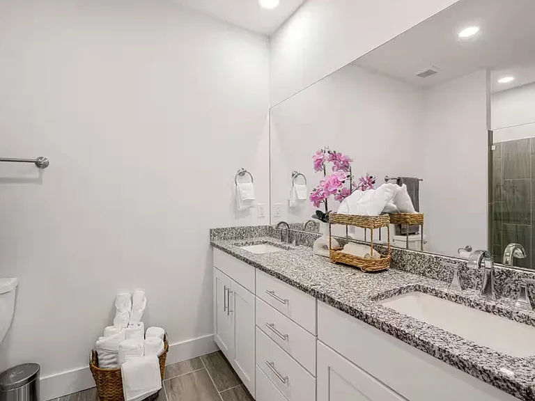 2707 Lagoon Manor Dr — Photo 29