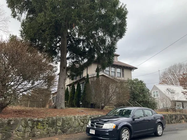 73 Commonwealth Ave, Dedham, MA 02026