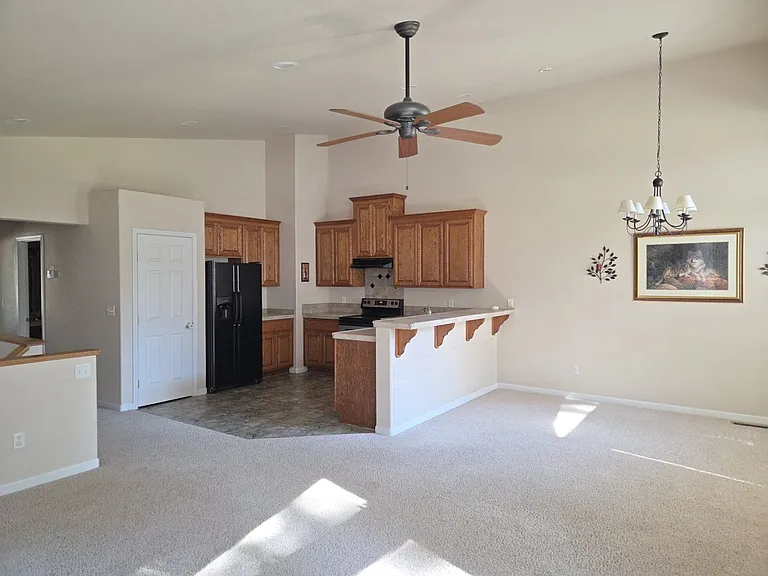 1061 William Ave #C — Photo 6