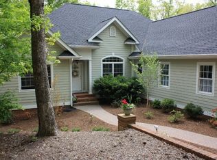 61 Coveport Pl, Moneta, VA 24121