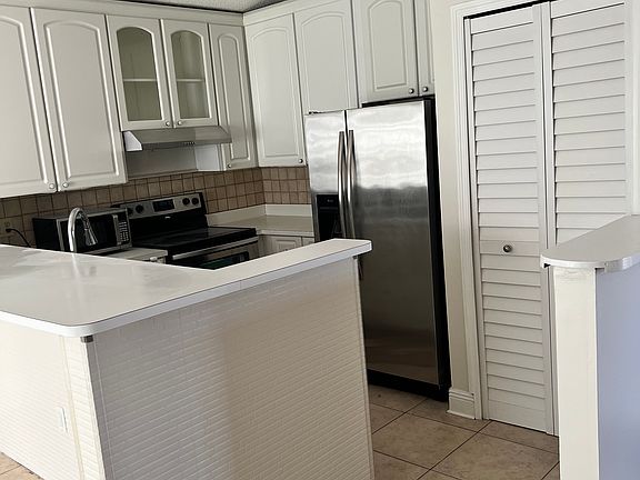 5th image of 6690 SW 152nd Pl #27-90