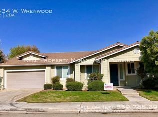 6834 W Wrenwood Ln, Fresno, CA