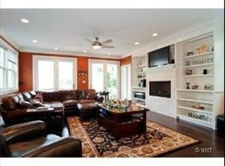 3031 N Hamilton Ave, Chicago, IL 60618
