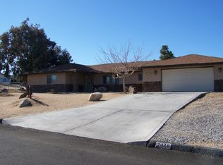 7446 Chippewa Trl, Yucca Valley, CA 92284