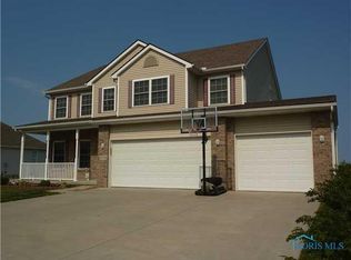 27734 Apache Blvd, Walbridge, OH 43465