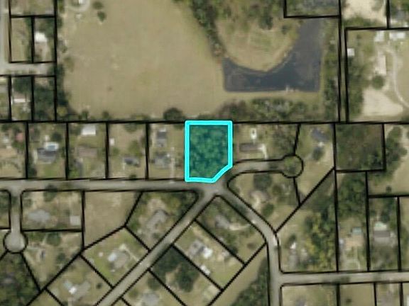 3rd image of 12 Fawnwood Dr