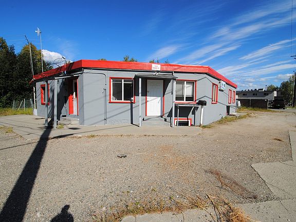 2nd image of 140 Minnie St Suite E