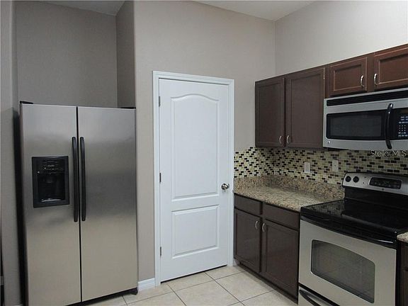 5th image of 1363 Priory Cir