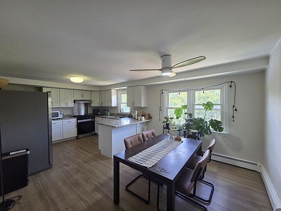 2nd image of 360 New York Ave APT 2