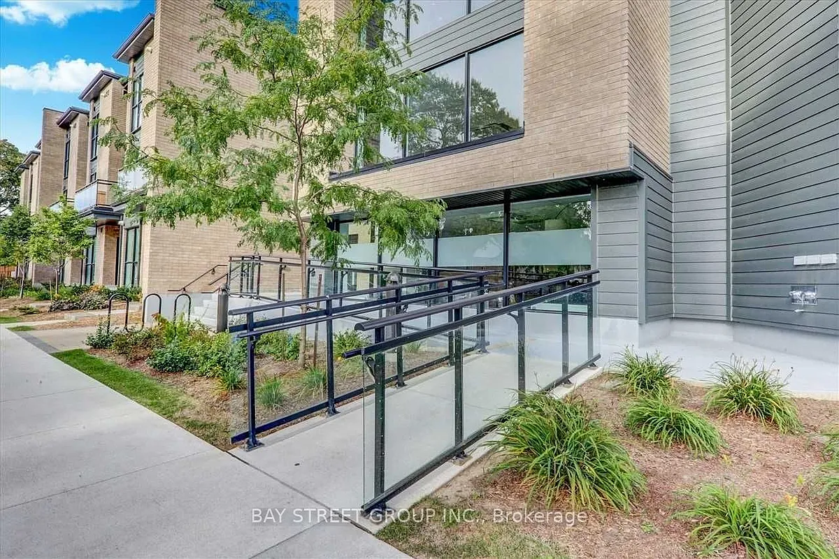 Building Photo - 1 Falaise Rd #504