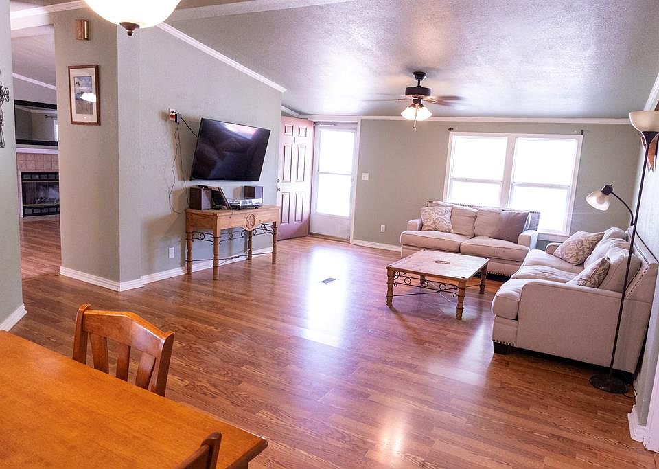 1st image of 518 Yucca Ln