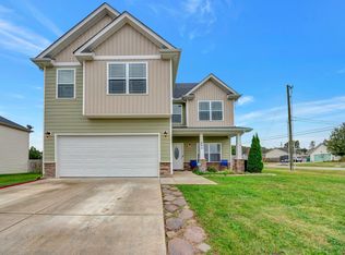 200 Maple Leaf Ct, Smyrna, TN 37167