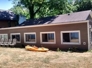 1050 Lake Rd, Webster, NY 14580