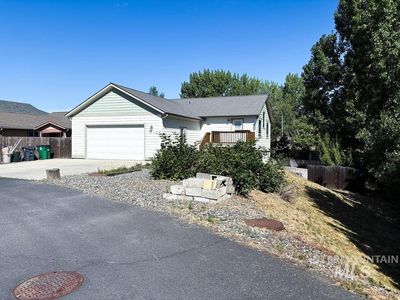 2727 Robinson Park Rd, Moscow, ID, 83843