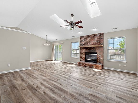 5th image of 7986 Sugar Berry Ct