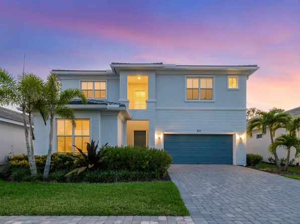 211 SE Calmo Circle, Port St Lucie, FL 34984