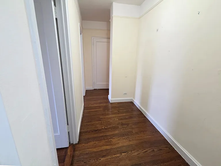 5400 Fieldston Rd #42F — Photo 8