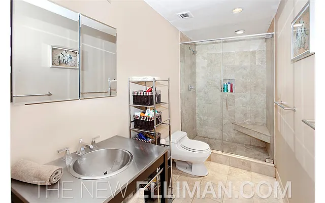 Rented by Douglas Elliman | media 16