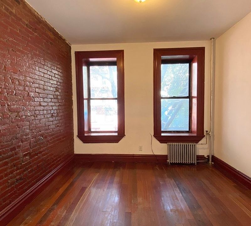 1st image of 336 E 5th St #2R