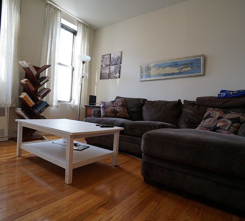 1st image of 120 E 1st St APT 5