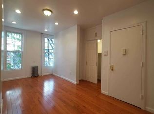 933 Grand St APT 2L, Brooklyn, NY 11211
