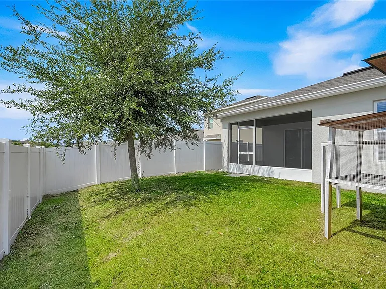 3881 Brant Pl — Photo 29