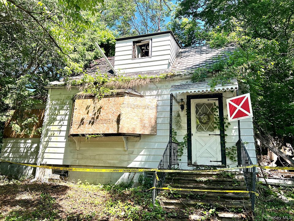 1st image of 11 Knolls Road
