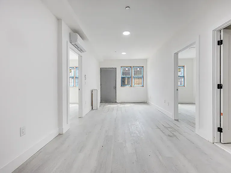 431 Warwick St #2B — Photo 4