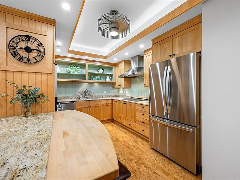 1 Beach Dr SE #2211 — Photo 28