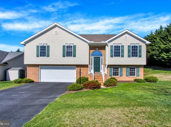 310 Tritle Ave, Waynesboro, PA 17268