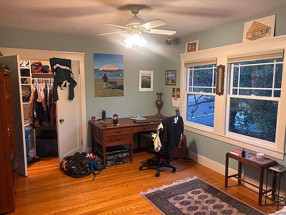 5th image of 325 Berkeley Park Blvd
