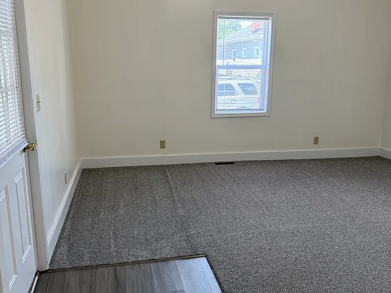 42 Conrey St — Photo 4