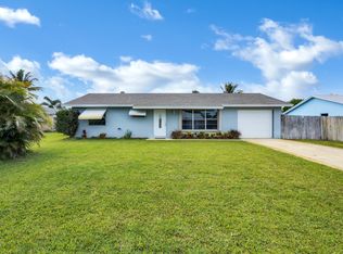 8734 SE Keathley Ct, Hobe Sound, FL 33455
