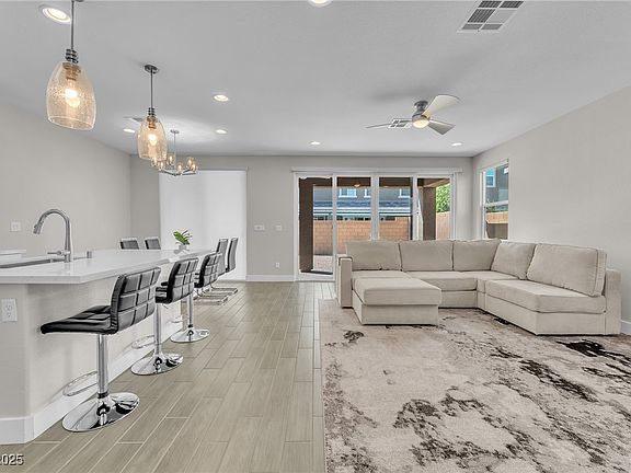 5th image of 10081 W Meranto Ave