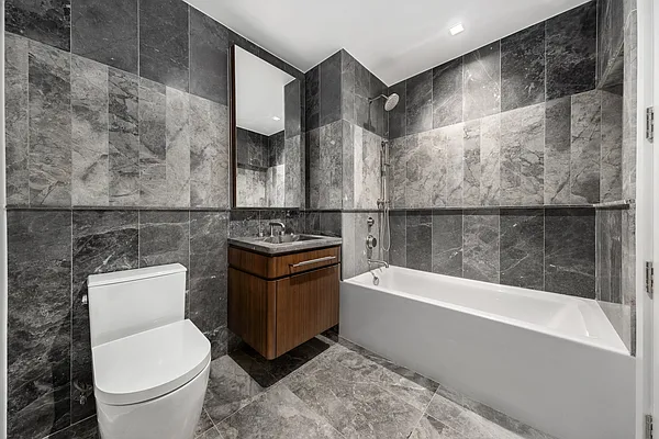 Rented by Compass | media 7
