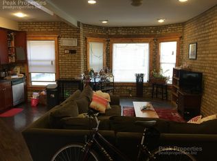 1617 W Columbia Ave, Chicago, IL 60626