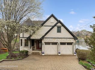6107 Lake Shore Dr, Cary, IL 60013