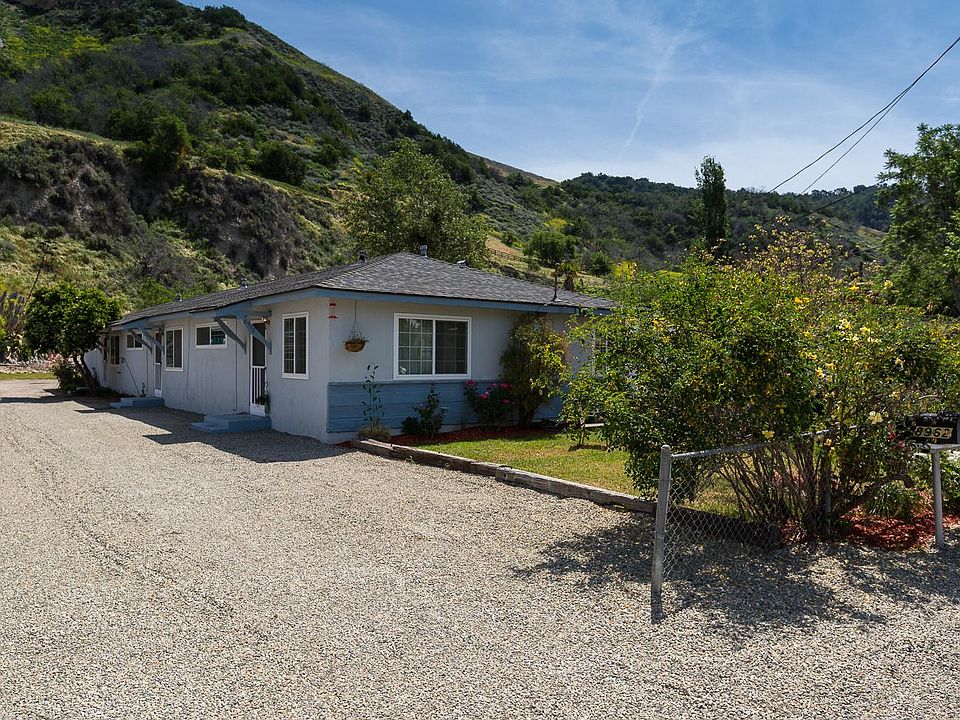 Entrance to triplex