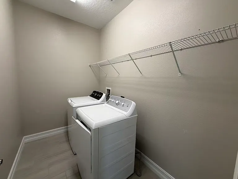 4565 Ancona Way — Photo 18