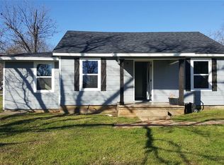 3301 Grady St, Forest Hill, TX 76119