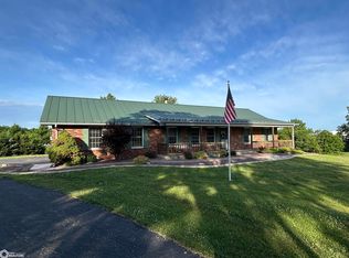 94 4th St, West Point, IA 52656