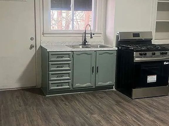 3rd image of 2917 Shadeland Ave